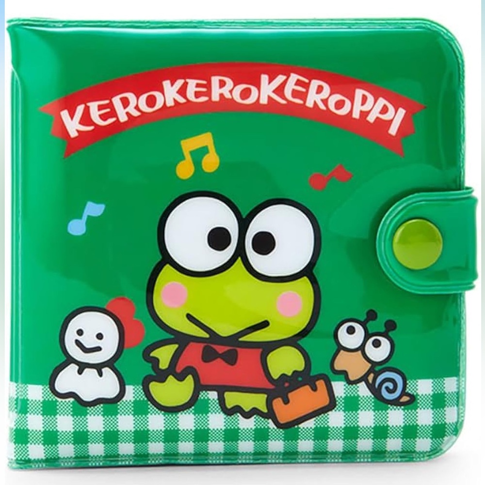 BRAND NEW Keroppi Vinyl Green Wallet!